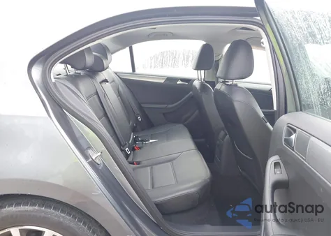 2017 Volkswagen Jetta 1.4T Se from USA, damaged, VIN 3VWDB7AJ2HM331292